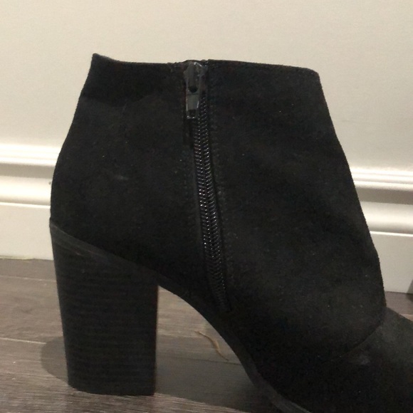 🌟2 for 35$ black suede thick heel bootie - Picture 3 of 4